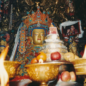 ラサ・チョカン寺の本尊、釈迦牟尼仏